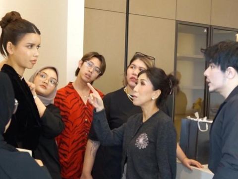 Wanda Ponika dan Sabrina Chairunnisa