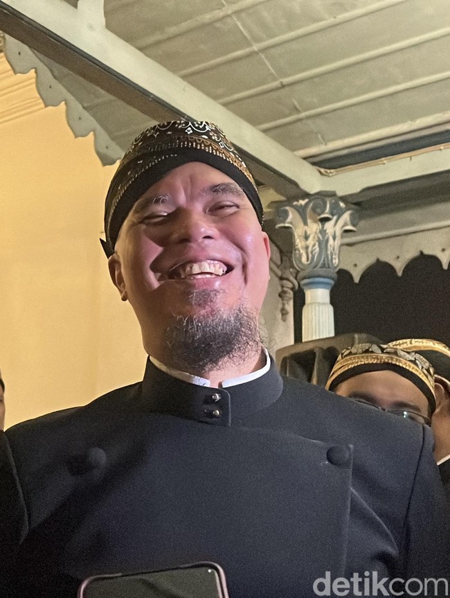 Alasan Ahmad Dhani Adopsi Bayi Perempuan