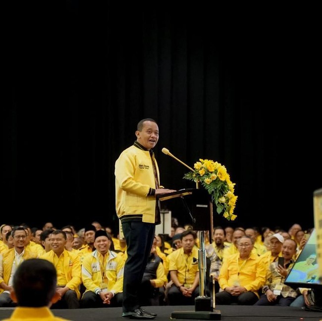 Bahlil Tekankan Kader Golkar Siaga Hadapi Bencana