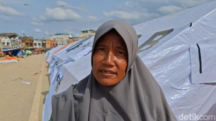 Warga Aceh Tamiang Terpaksa Jarah Warung untuk Makan Saat Banjir Bandang