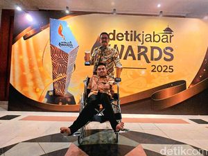 Cerita di Balik Foto Bupati Sukabumi dan Engkus