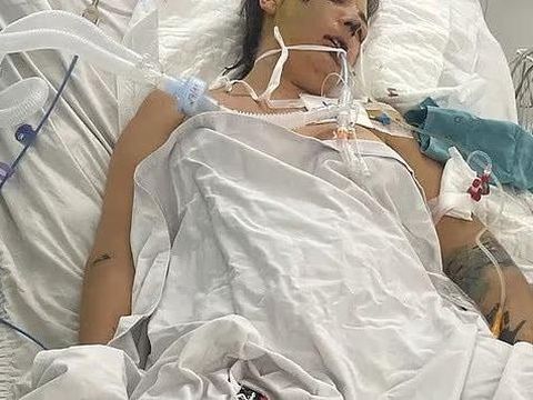 Chloe Mowday Chloe Mowday