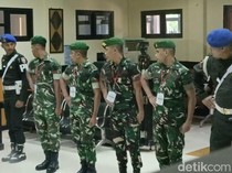 Oles Cabai di Luka Prada Lucky, 4 Prajurit TNI Dituntut 6 Tahun-Pecat