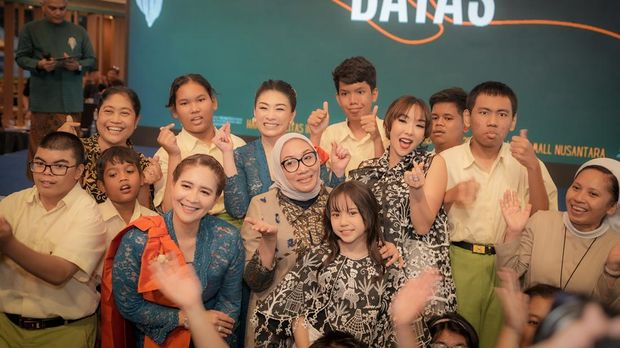 gisel Gisel dan Gempi saat tampil di acara Dunia Tanpa Batas.