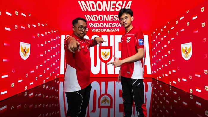 Timnas eFootball Indonesia berhasil keluar sebagai runner-up Grup B di kejuaraan esports kelas dunia, FIFAe World Cup 2025. Sang Garuda pun dinyatakan lolos ke babak playoff.
