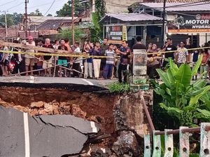 Arus Lalu Lintas Dialihkan Usai Jembatan Muara Dua di Prabumulih Ambruk