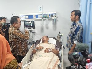 Rano Sebut 1 Guru Patah Kaki Akibat Mobil MBG Terobos SDN Kalibaru 01