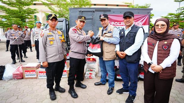 Kapolri Jenderal Listyo Sigit Prabowo tinjau Aceh Tengah Kapolri Jenderal Listyo Sigit Prabowo tinjau Aceh Tengah