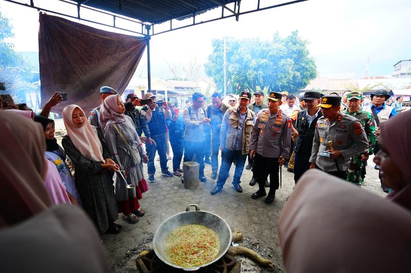 Kapolri Jenderal Listyo Sigit Prabowo tinjau Aceh Tengah Kapolri Jenderal Listyo Sigit Prabowo tinjau Aceh Tengah