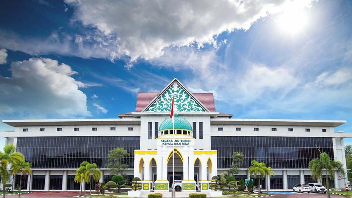 Oknum Jaksa di Bintan Diduga Terlibat Pembalakan Liar di Sijunjung Sumbar