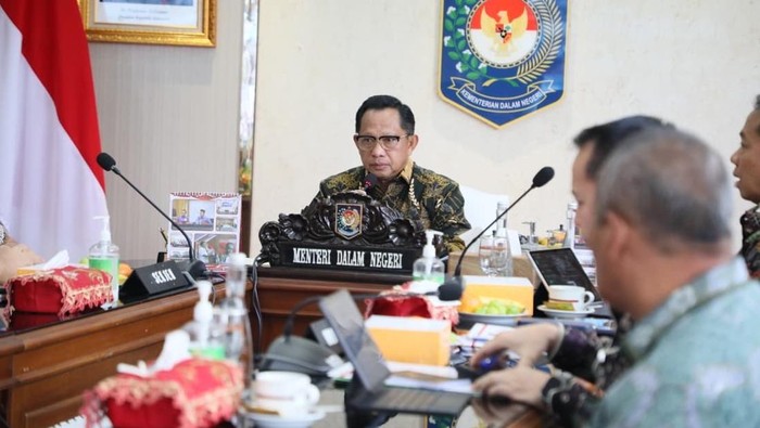 Mendagri Tito Minta Pemda Perketat Evaluasi Kelayakan Gedung Tinggi