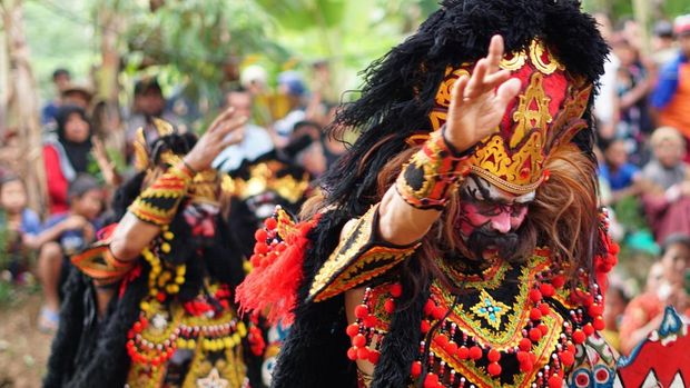 Kesenian Jaranan di Desa Wisata Sidomulyo