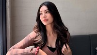 Lea Ciarachel mulai melebarkan karier dari sinetron ke film di tahun ini. Penampilan dara 19 tahun itu di Kuasa Gelap membuatnya mendapat penghargaan Aktris Pendatang Baru Terbaik Indonesia Movie Actor Awards 2025. (Foto: dok Instagram ciarachelfx)