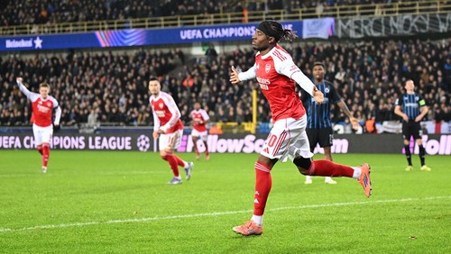 BRUGES, BELGIUM - DECEMBER 10: Noni Madueke of Arsenal celebrates scoring his teams second goal during the UEFA Champions League 2025/26 League Phase MD6 match between Club Brugge KV and Arsenal FC at Jan Breydelstadion on December 10, 2025 in Bruges, Belgium. (Photo by Stuart MacFarlane/Arsenal FC via Getty Images)