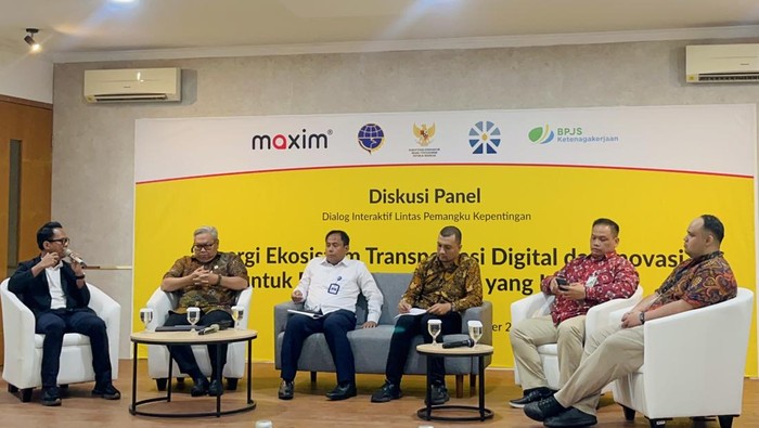 Maxim Gelar Diskusi Panel, Dorong Keberlanjutan Transportasi Digital