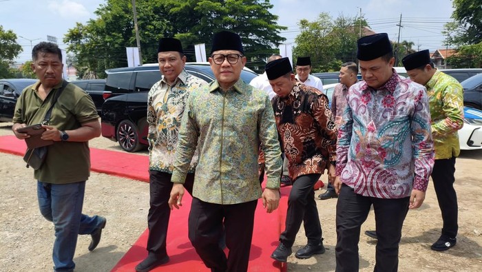 Menteri Koordinator Bidang Pemberdayaan Masyarakat Muhaimin Iskandar hadiri groundbreaking pembangunan ulang Ponpes Al Khoziny yang ambruk