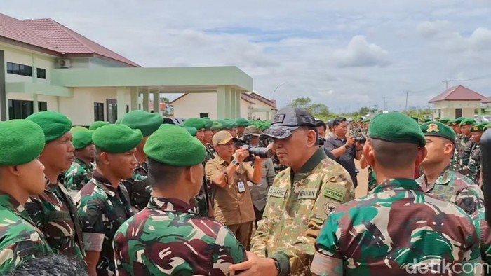 Menhan dan DPR RI Tinjau Batalyon Infanteri Baru di Muratara