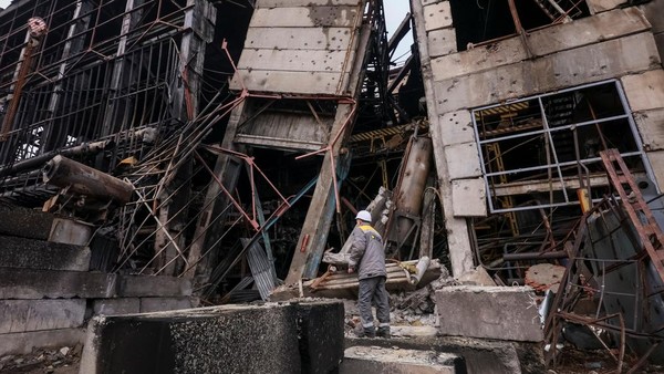 Penampakan Pembangkit Listrik Ukraina Rusak Parah Akibat Serangan Rusia