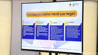 Dalam penutup pemaparannya, Arrya menegaskan bahwa tata kelola ormas asing harus mengedepankan transparansi, relevansi program, serta prinsip etis dalam pelaksanaan di lapangan. Ia mengajak pemerintah daerah dan NGO untuk memperkuat koordinasi agar manfaat program benar-benar dirasakan masyarakat tanpa menimbulkan ketergantungan.