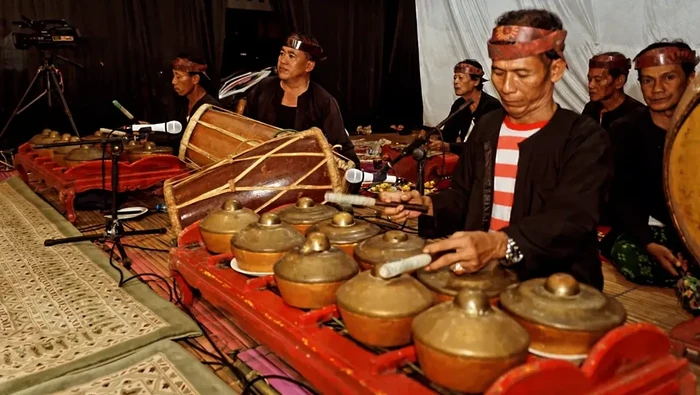 Tradisi Sandur Madura, Teater Rakyat yang Bertahan di Tengah Arus Zaman