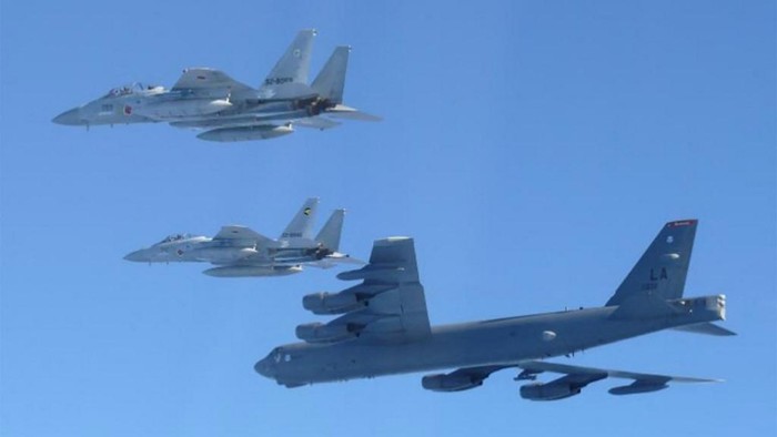 Balas Rusia-China, Pesawat Pengebom AS dan Jet Tempur Jepang Pamer Kekuatan