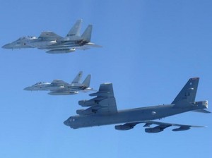 Balas Rusia-China, Pesawat Pengebom AS dan Jet Tempur Jepang Pamer Kekuatan