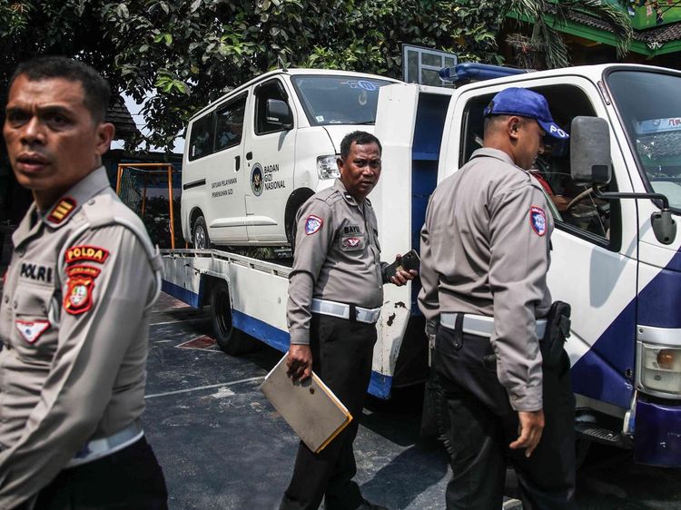 Polisi Olah TKP Insiden Mobil MBG Tabrak Siswa-Guru SD di Cilincing