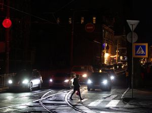 Potret Kyiv Gelap Gulita gegara Serangan Rusia