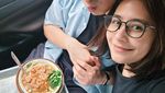 Demi Mie Ayam Tumini, Omara Terbangkan Prilly Latuconsina ke Jogja