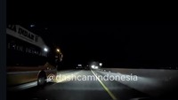 Sopir PO Rosalia Indah Ugal-ugalan di Tol: dari Bahu Jalan Langsung Potong Kanan