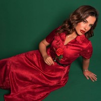 Tasya juga menceritakan masa-masa sulit yang ia rasakan setelah bercerai. “Ada momen di mana gue hampir nyerah, tapi satu hal yang bikin gue terus jalan adalah keyakinan bahwa semua ini sementara,” tulisnya. Foto: Instagram/@tasyafarasya