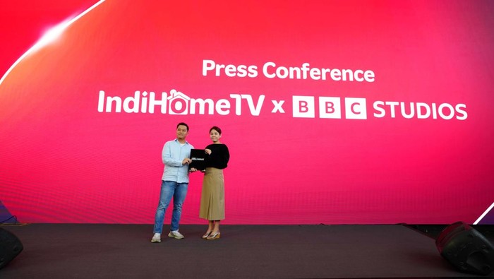 Dalam upaya memperkuat posisi layanan IPTV di tengah meningkatnya persaingan platform OTT global, Telkomsel menggaet BBC Studios.