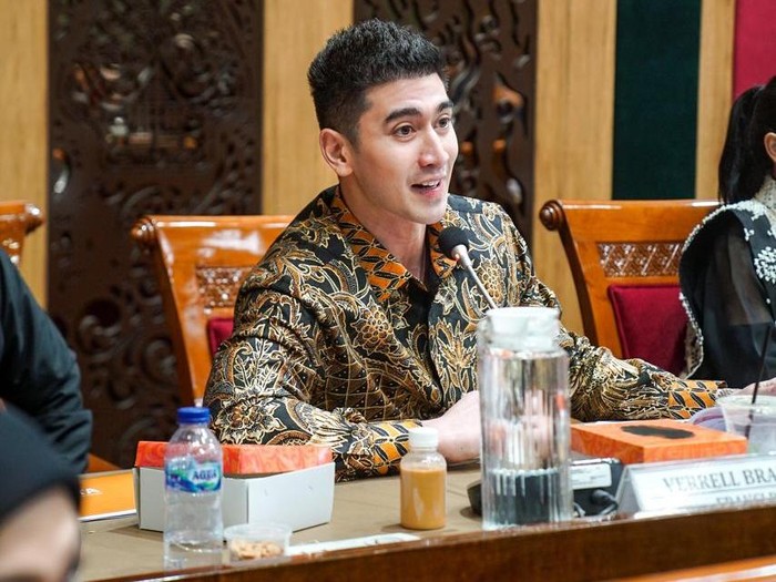 Verrell Bramasta Tak Henti Beraksi Jelang Akhir 2025