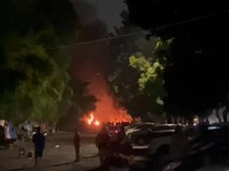 Video: Matel Tewas Dikeroyok Berujung Bentrok di Jaksel, Motor Dibakar