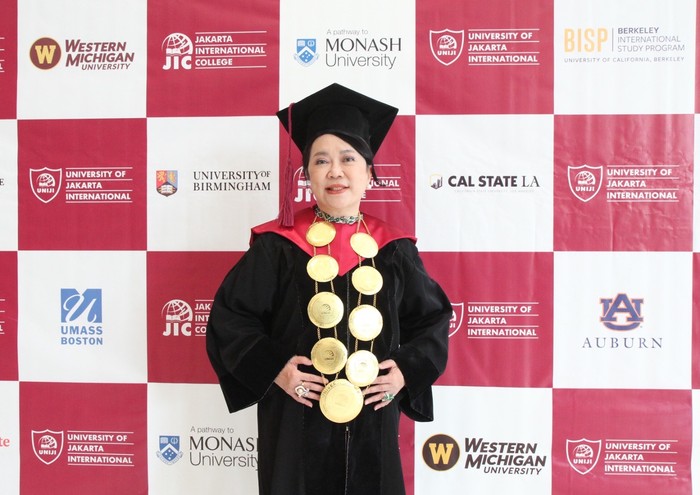 Berawal dari Mimpi, Wenny Bangun Kampus Berstandar Global UNIJI