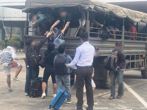 Kemlu Berhasil Pulangkan 54 WNI Terjaring di Markas Scam Myanmar