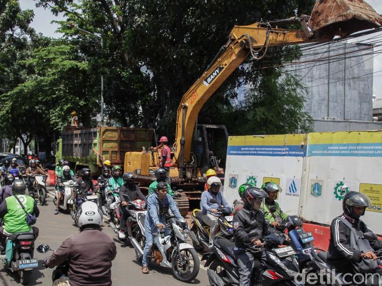 Ada Galian di Bintaro Jaksel, Lalin Macet