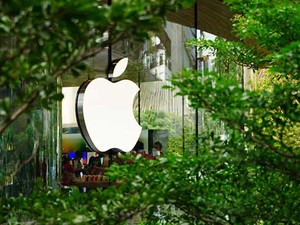 Bukan iPhone, Hutan Sumatera Kunci Apple Kejar Netral Karbon 2030