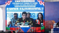 Peresmian ini menjadi langkah penting dalam penguatan sistem pengawasan barang impor, sekaligus menandai komitmen pemerintah untuk mempercepat transformasi digital di sektor kepabeanan. Menunjukkan bahwa modernisasi layanan bukan lagi pilihan, melainkan kebutuhan mendesak untuk menghadapi tantangan perdagangan global yang semakin kompleks.