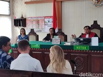 Video: Bonnie Blue Jalani Sidang Buntut Ngonten Pakai Pikap di Bali