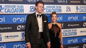Potret Pacar yang Temani Scott McTominay di Napoli, Dijuluki Queen of Italy