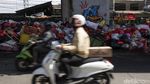 Ciputat Dikepung Sampah, Aroma Busuk Menyengat