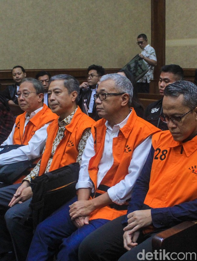 Delapan Eks Pejabat Kemnaker Jalani Sidang Dakwaan Pemerasan TKA