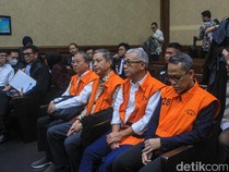 Delapan Eks Pejabat Kemnaker Jalani Sidang Dakwaan Pemerasan TKA