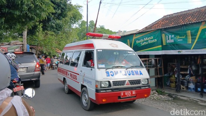 3 Santriwati Tenggelam di Sungai Lusi Blora Ditemukan Tewas
