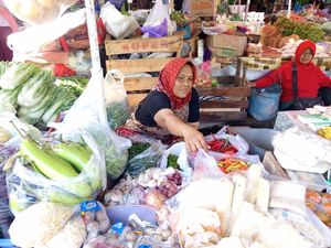 Harga Cabai Setan Makin Seram di Pasar Borobudur Jelang Nataru