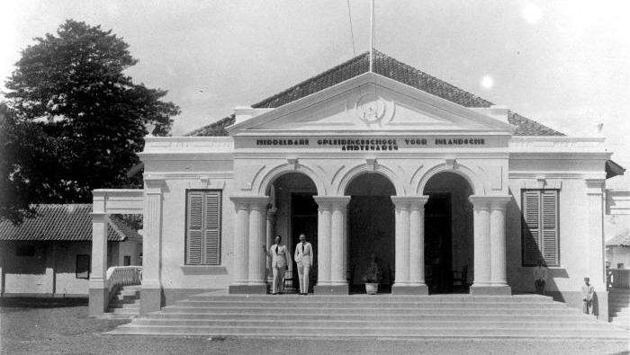 Sekolah Kebangsaan Tempo Dulu di Jawa Timur