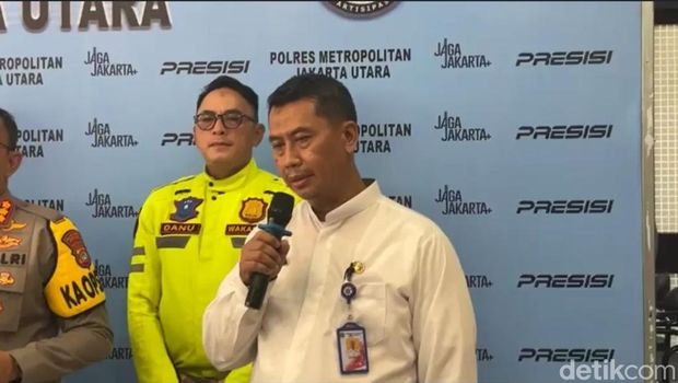 Kepala Satuan Pelaksana Unit Pelaksana Pengujian Kendaraan Bermotor (Kasatpel UP PKB) Cilincing, Dardi Wahyudi (Kurniawan/detikcom)