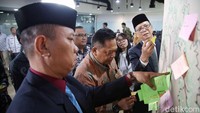 Kegiatan ini menegaskan komitmen para peserta untuk mengaplikasikan pengetahuan yang diperoleh sehingga dapat memperkuat pelayanan publik dan mendorong sinergi pemerintahan yang lebih adaptif di daerah masing-masing.