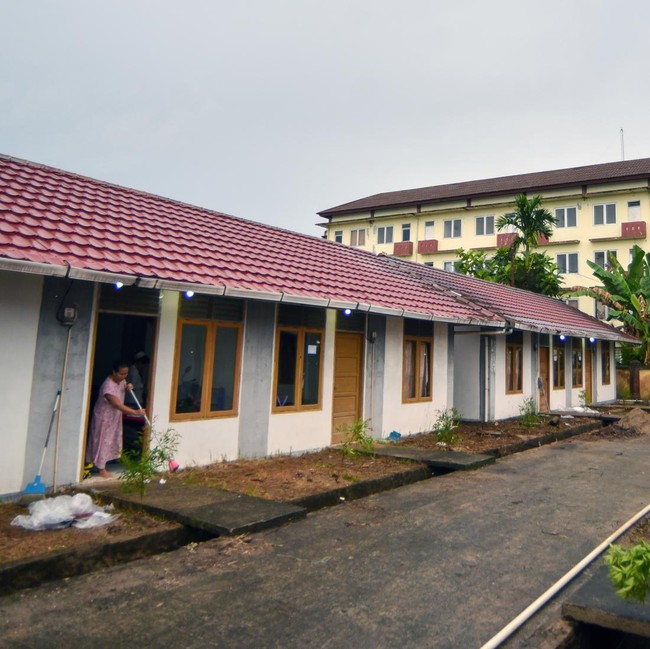 Korban Banjir Bandang Mulai Huni Rumah Khusus di Padang
